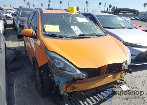 2018 Toyota Prius C из США, поврежденный, VIN JTDKDTB31J1618879